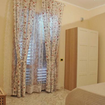 Bed and Breakfast Paestum Rosae Exterior foto